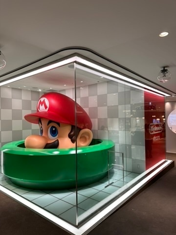 Place context - Nintendo flagship store